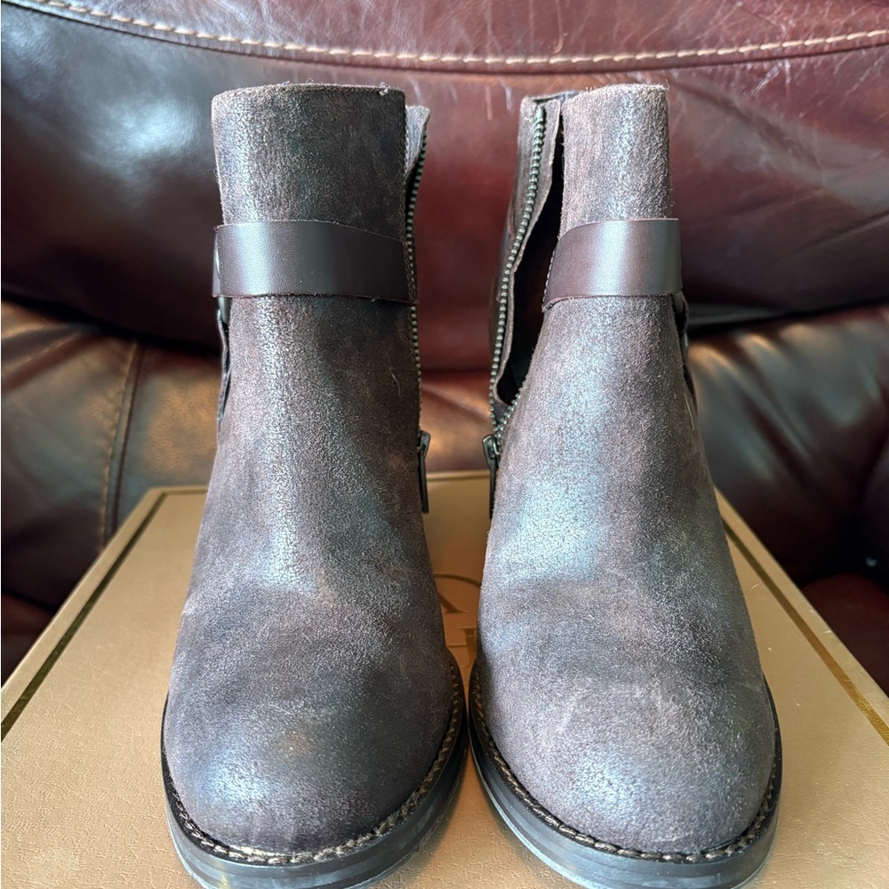Ash Italia Falcon Brown Suede Ankle Boots New size 39 EU T Moro - Picture 4 of 5